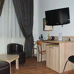 Comfort Center Szálloda Tirana