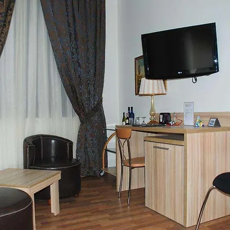 Comfort Hotel Tirana