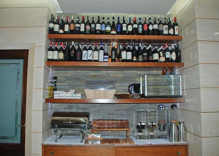 Comfort Center 4* טיראנה