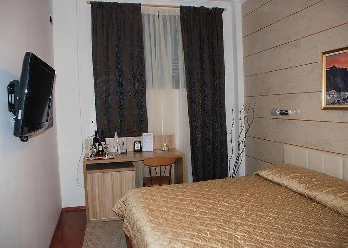 Comfort Center Hotel